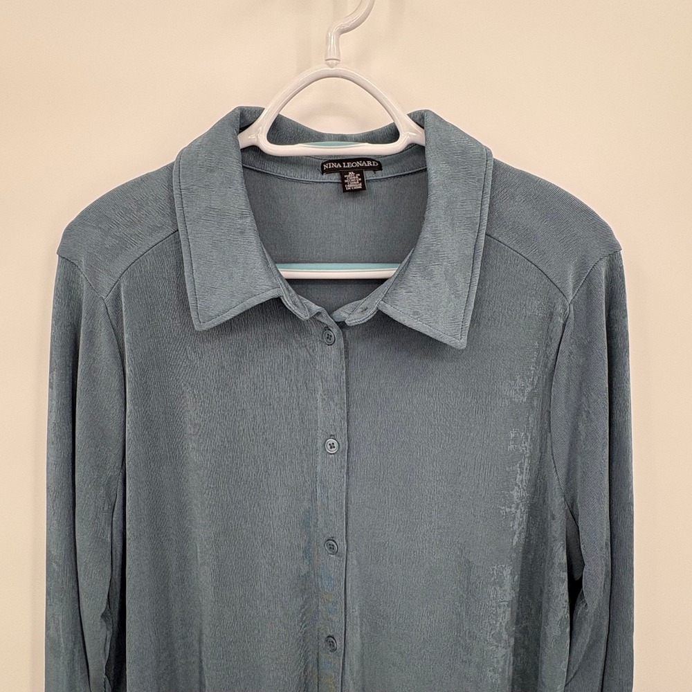 Nina Leonard Womens XL Dusty Blue Slinky Knit Button Down Shirt Long Sleeve - Picture 2 of 9